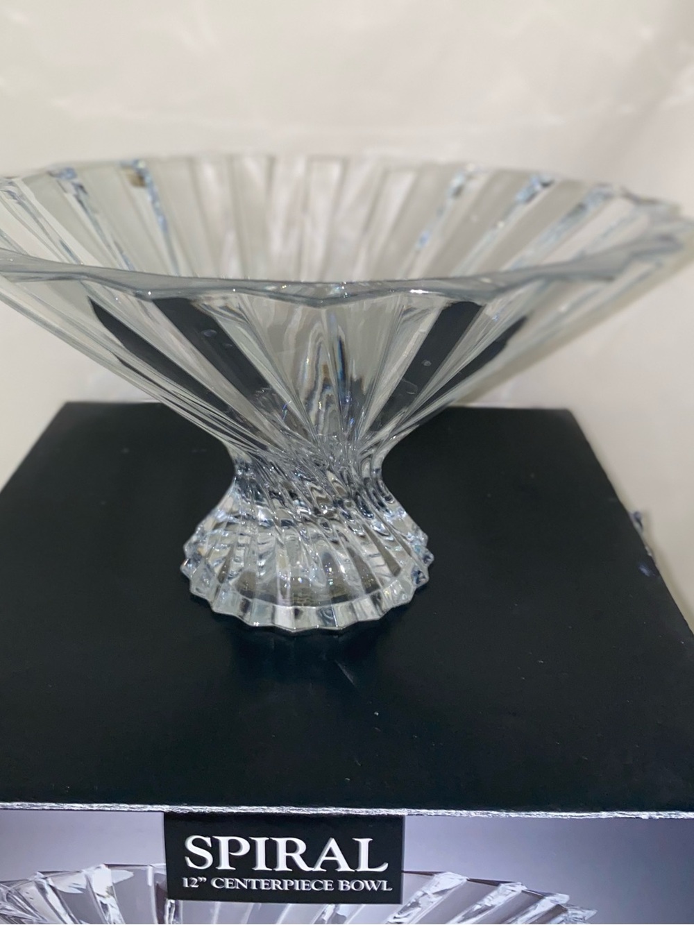 Godinger Clear Crystal Spiral Centerpiece Bowl